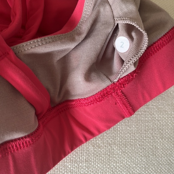 Lululemon sports bra hot pink size 2 - Picture 4 of 4